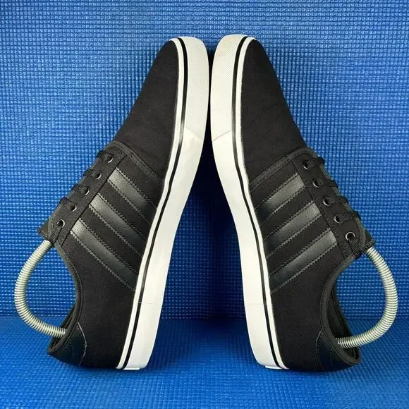 ADIDAS SEELEY XT Men`s Size 12 Black White Skateboarding Shoes C77589